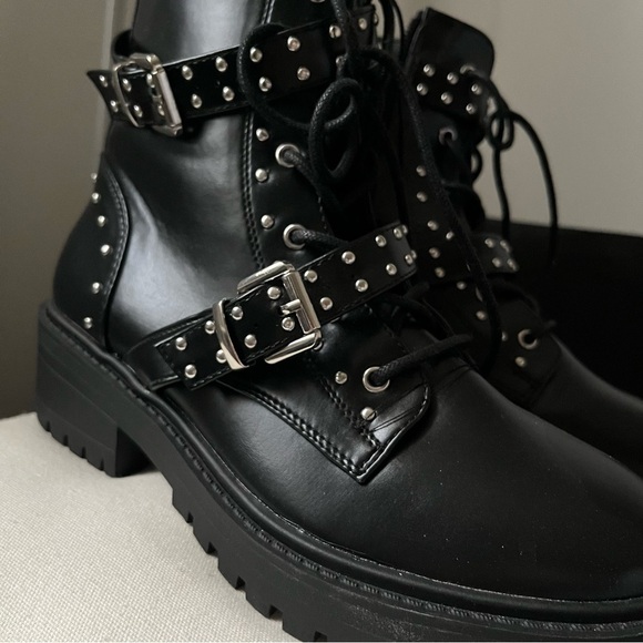 NWT Forever 21 black studded strap combat boots size 7.5 - Picture 7 of 8